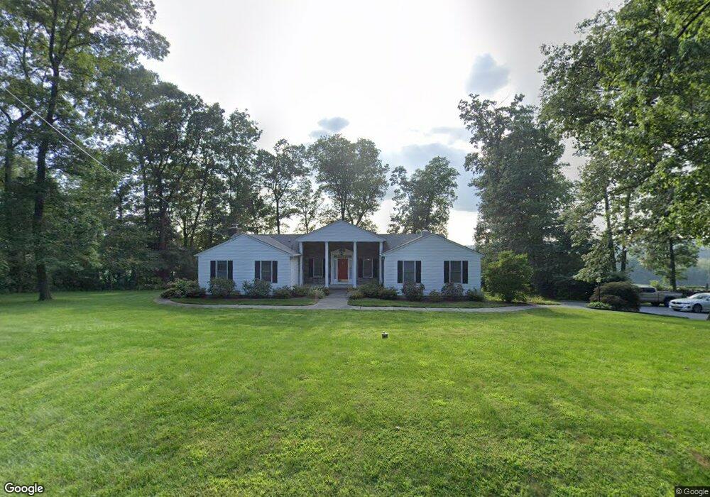 5639 Sherwood Dr, Easton, PA 18040 - photo 1