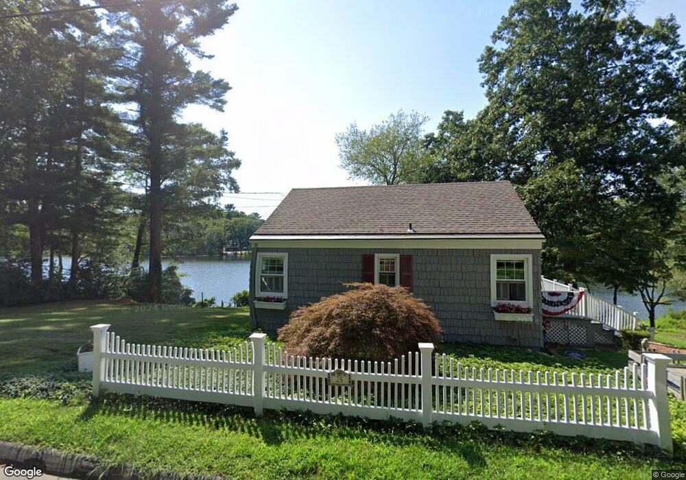 25 Boughton Rd, Old Lyme, CT 06371 - photo 1