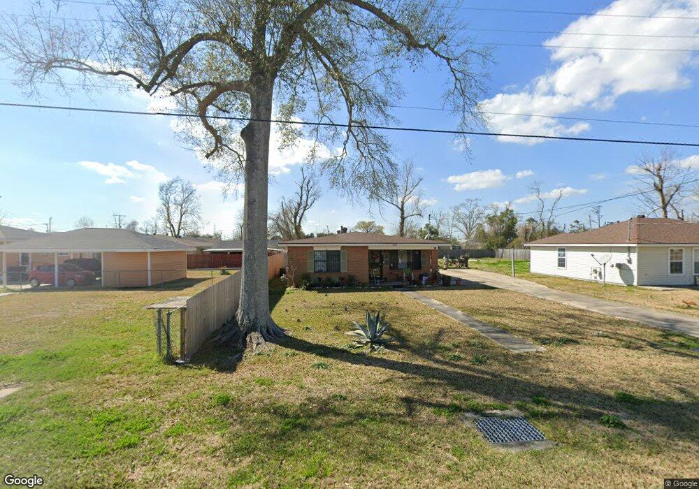 1610 Pear St, Lake Charles, LA 70601 - photo 1