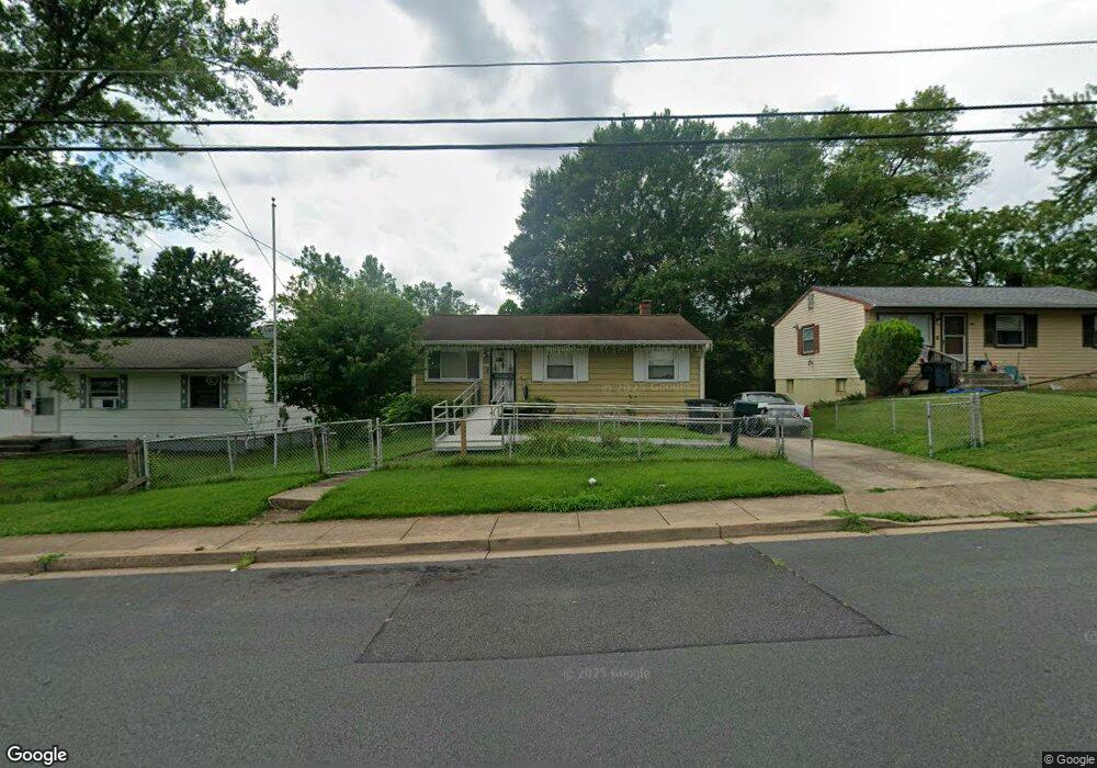 197 Cabbel Dr, Manassas Park, VA 20111 - photo 1