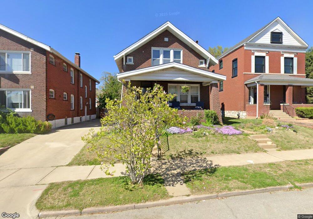 5327 Devonshire Ave, Saint Louis, MO 63109 - photo 1