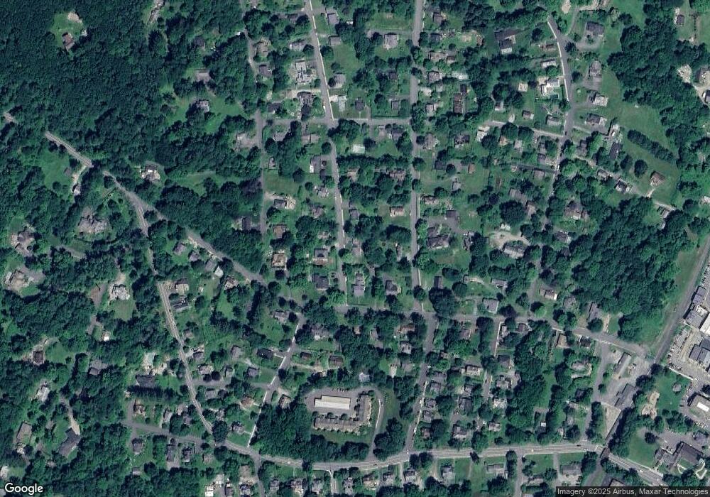 9 Prospect St, Great Barrington, MA 01230 - photo 1