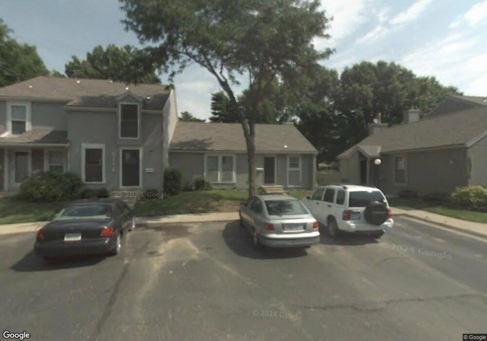 8112 Halsey St, Lenexa, KS 66215 - photo 1