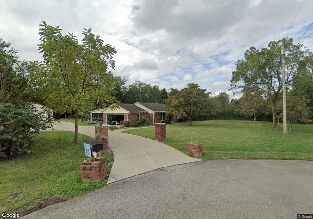 5404 Colonyridge Rd, Louisville, KY 40229 - photo 1