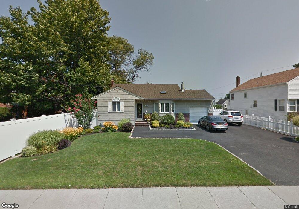 3375 Oceanside Rd, Oceanside, NY 11572 - photo 1