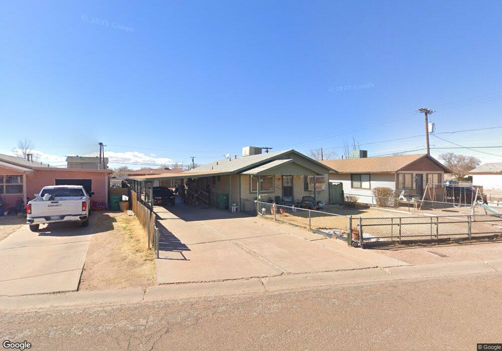 1205 N Apache Ave, Winslow, AZ 86047 - photo 1