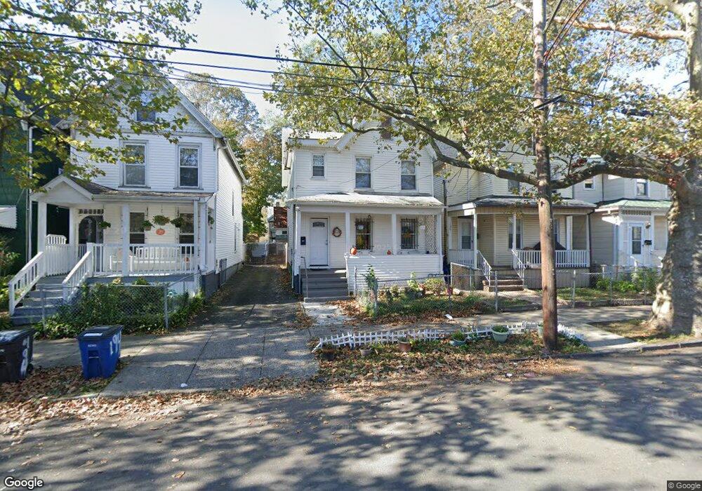 196 Hallock Ave, New Haven, CT 06519 - photo 1