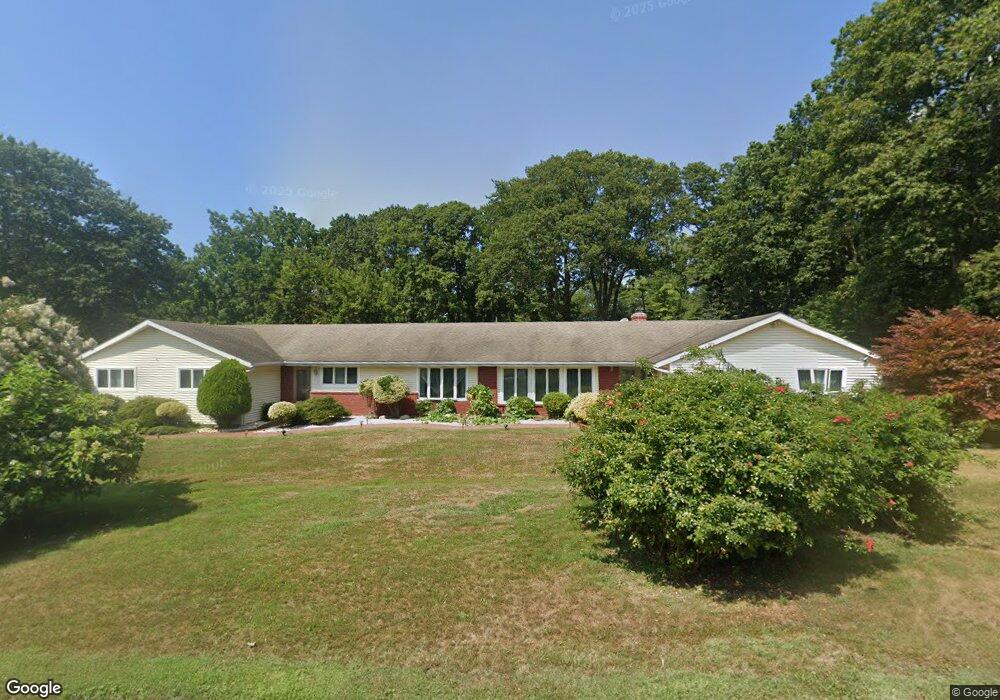 2 Whitney Cir, Glen Cove, NY 11542 - photo 1