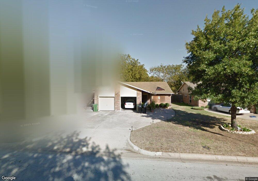 610 Billie Ruth Ln, Hurst, TX 76053 - photo 1