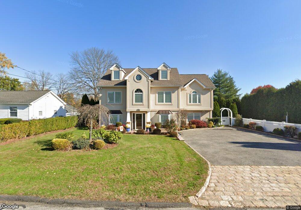 180 Pythian Ave, Hawthorne, NY 10532 - photo 1