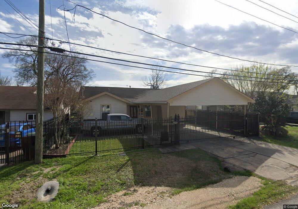 207 Styers St, Houston, TX 77022 - photo 1