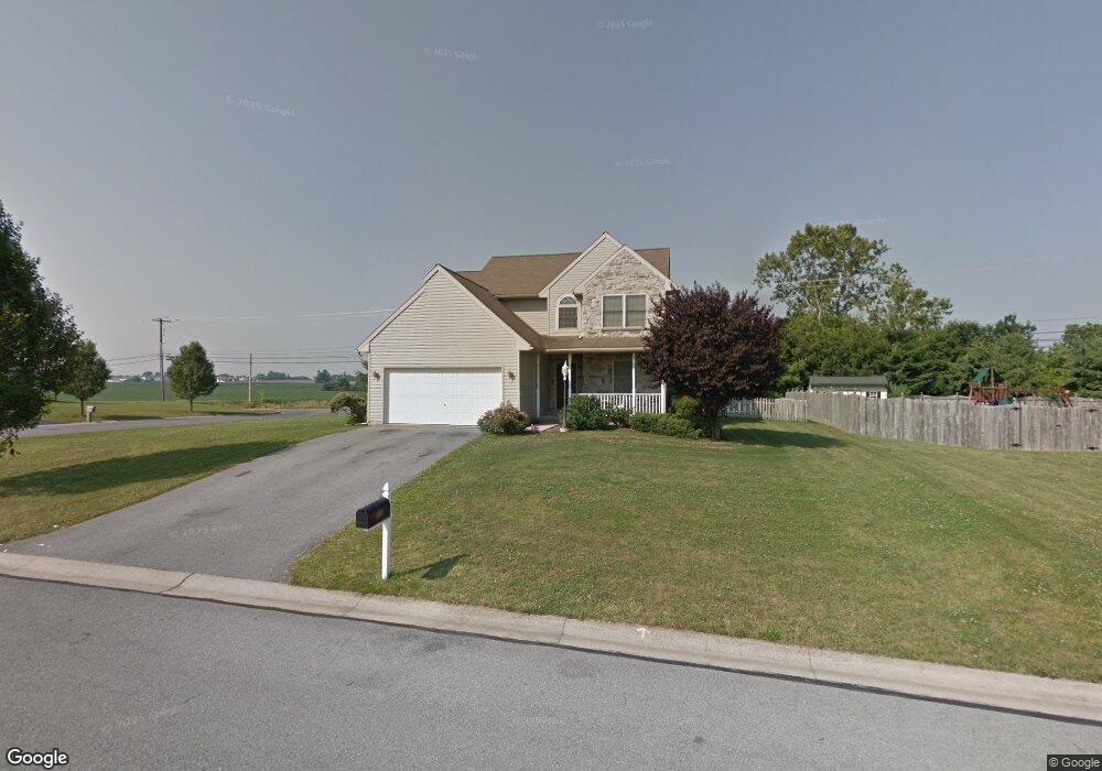 82 Millstone Dr, Palmyra, PA 17078 - photo 1