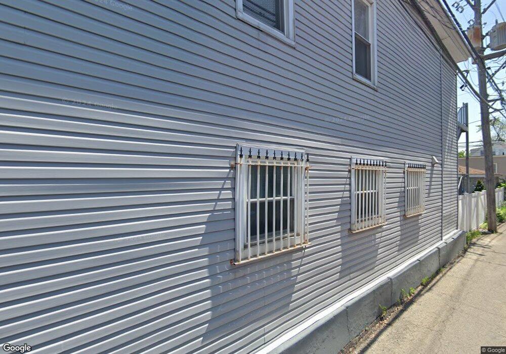 2915 N Gresham Ave, Chicago, IL 60618 - photo 1