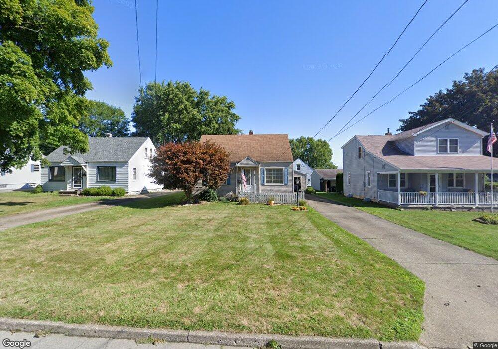 203 Iroquois St, Struthers, OH 44471 - photo 1