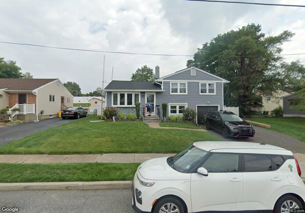 202 Hendrickson Ave, Beverly, NJ 08010 - photo 1