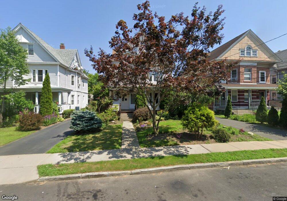 14 Burton St unit 16, Hartford, CT 06112 - photo 1