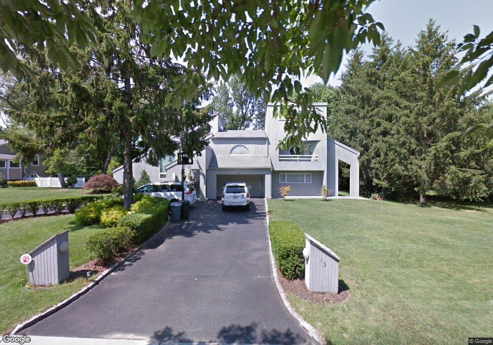 45 Wood Valley Ln, Port Washington, NY 11050 - photo 1