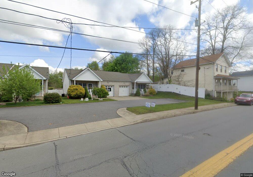 447 N Main St, Taylor, PA 18517 - photo 1
