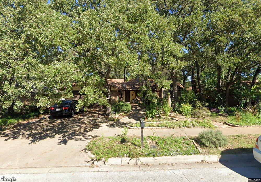 120 Heneretta Dr, Hurst, TX 76054 - photo 1