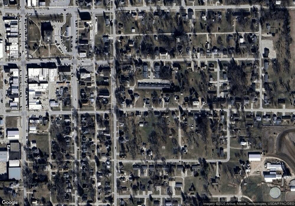 313 E Plum St, West Union, IA 52175 - photo 1