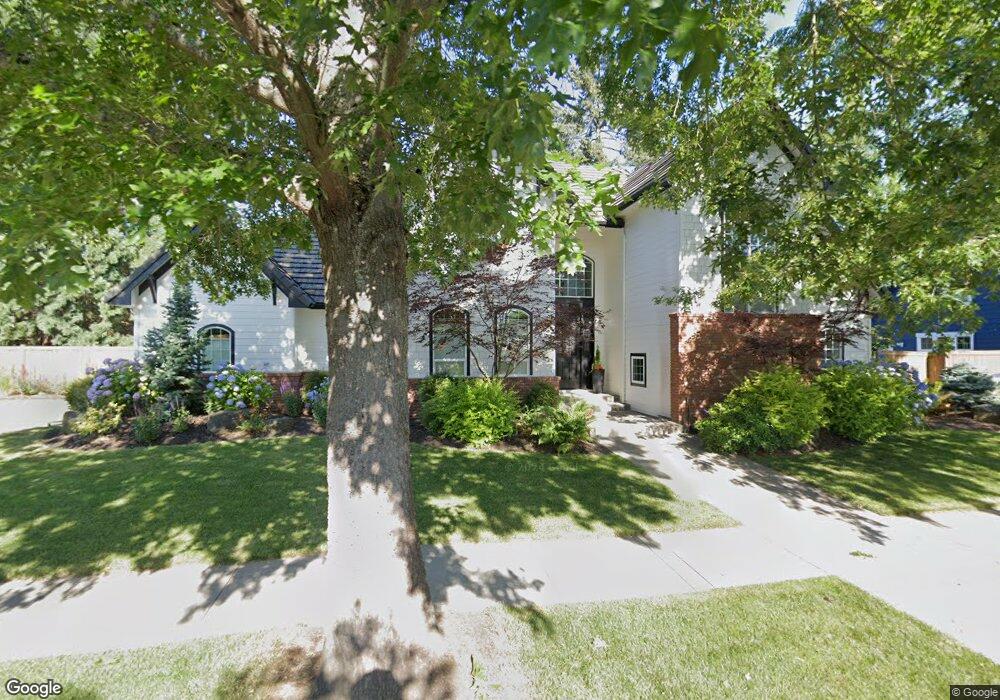 2220 Comstock Ave, Eugene, OR 97408 - photo 1