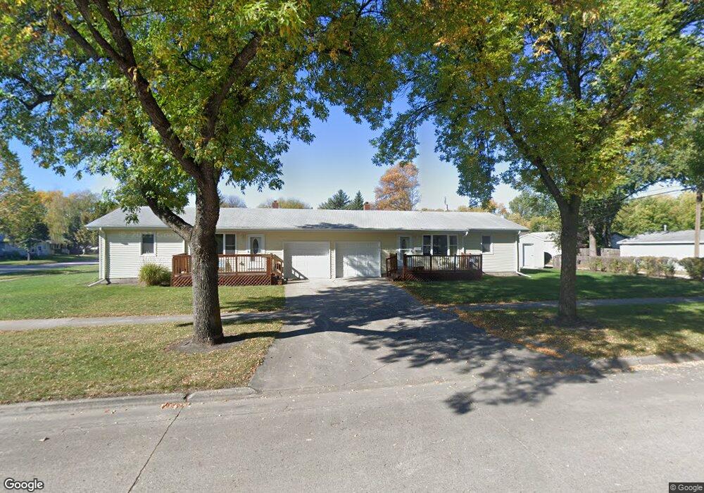 1116 S 16th St, Grand Forks, ND 58201 - photo 1