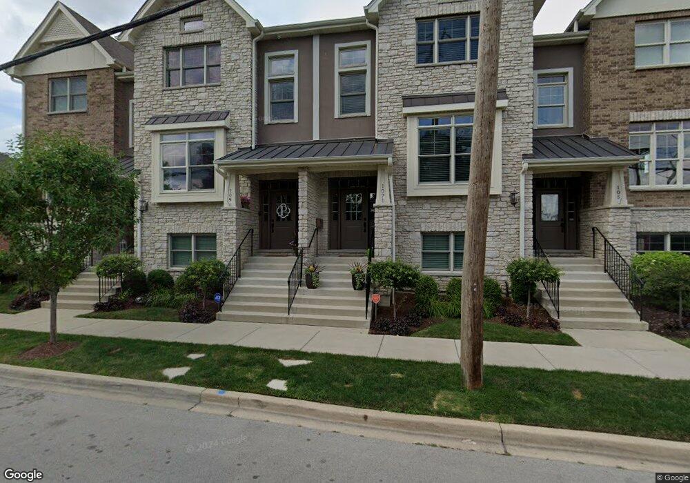 109 W Seminole Ave unit 2, Elmhurst, IL 60126 - photo 1