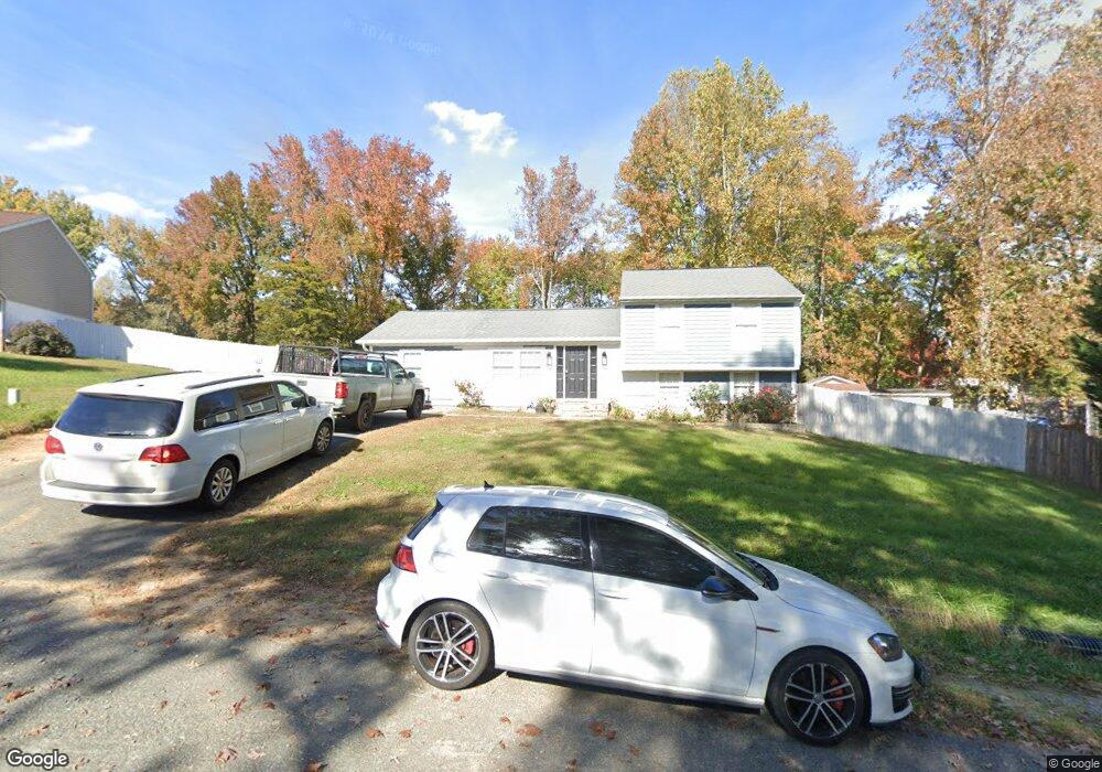 11010 Huntington Woods Cir, Fredericksburg, VA 22407 - photo 1