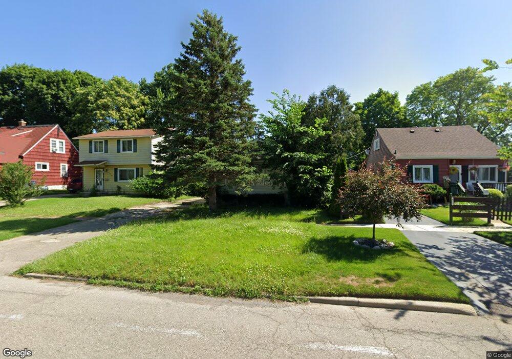 4213 Red Arrow Rd, Flint, MI 48507 - photo 1