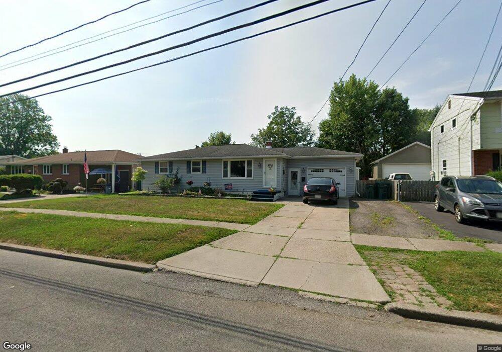 763 Remington Dr, North Tonawanda, NY 14120 - photo 1