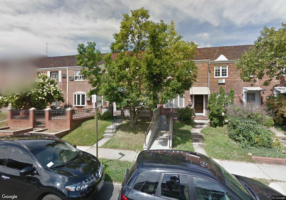 14431 76th Rd, Flushing, NY 11367 - photo 1