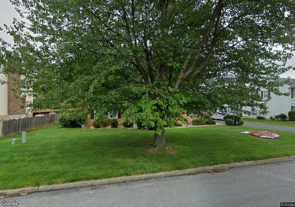 318 Crestmont St, Pen Argyl, PA 18072 - photo 1