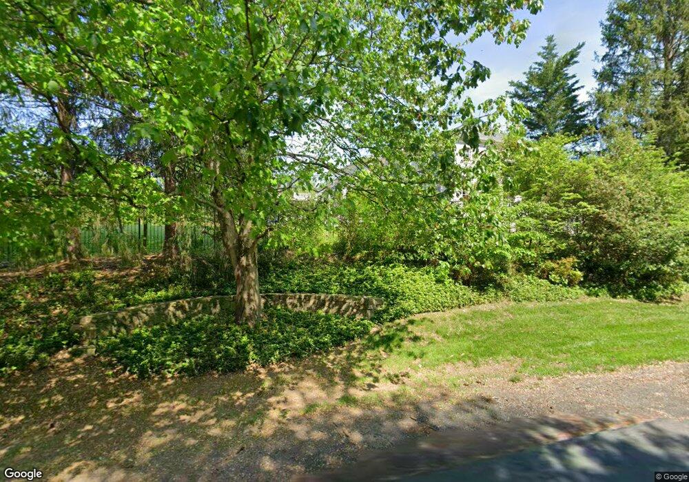 9620 Georgetown Pike, Great Falls, VA 22066 - photo 1