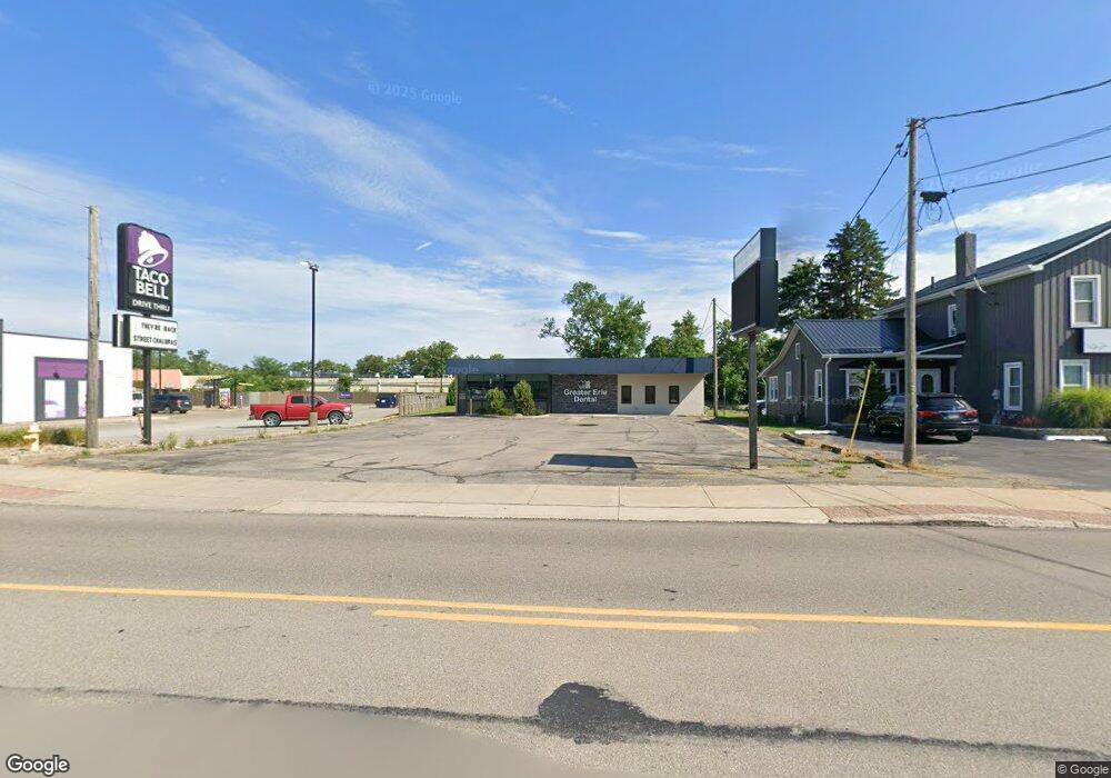 204 W Plum St, Edinboro, PA 16412 - photo 1