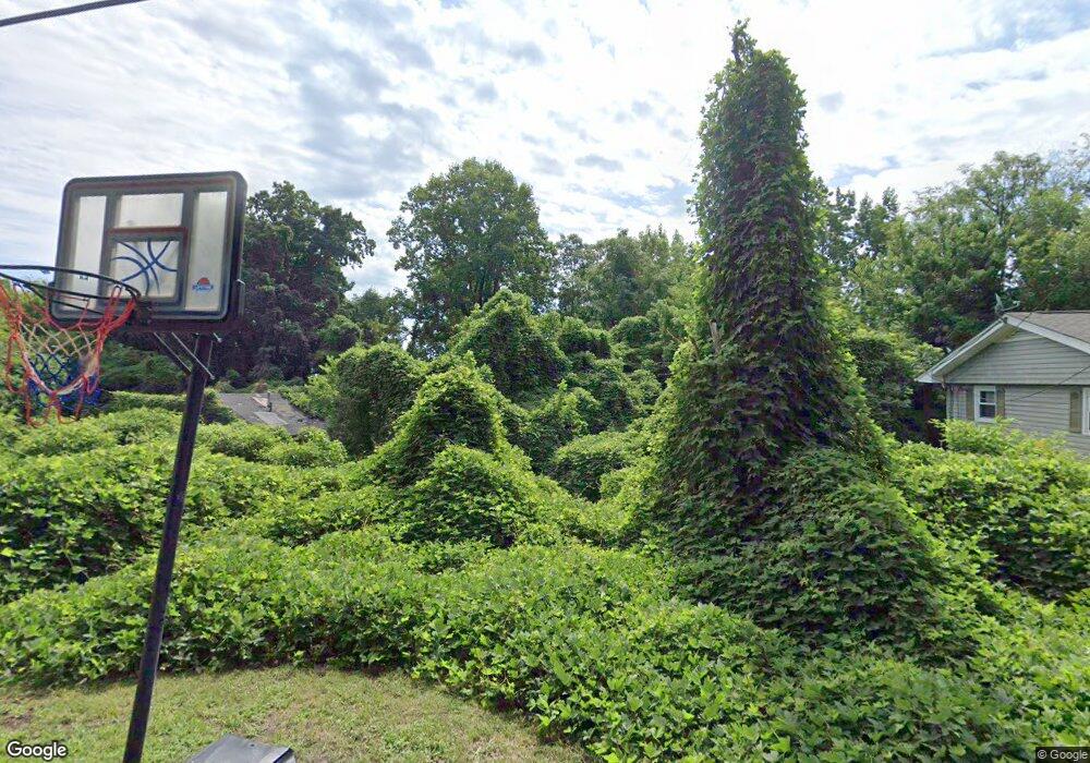 323 Hill St, Reidsville, NC 27320 - photo 1