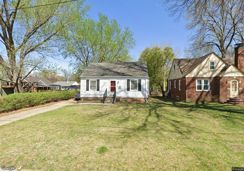 2211 35th St, Des Moines, IA 50310 - photo 1