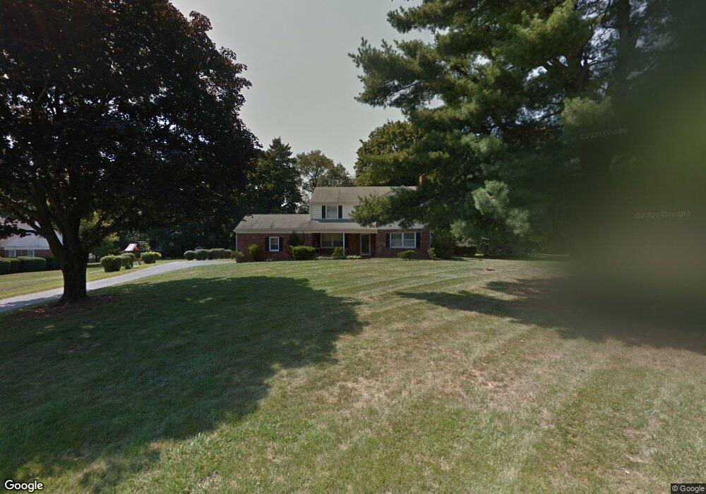 316 Lenape Dr, Berwyn, PA 19312 - photo 1