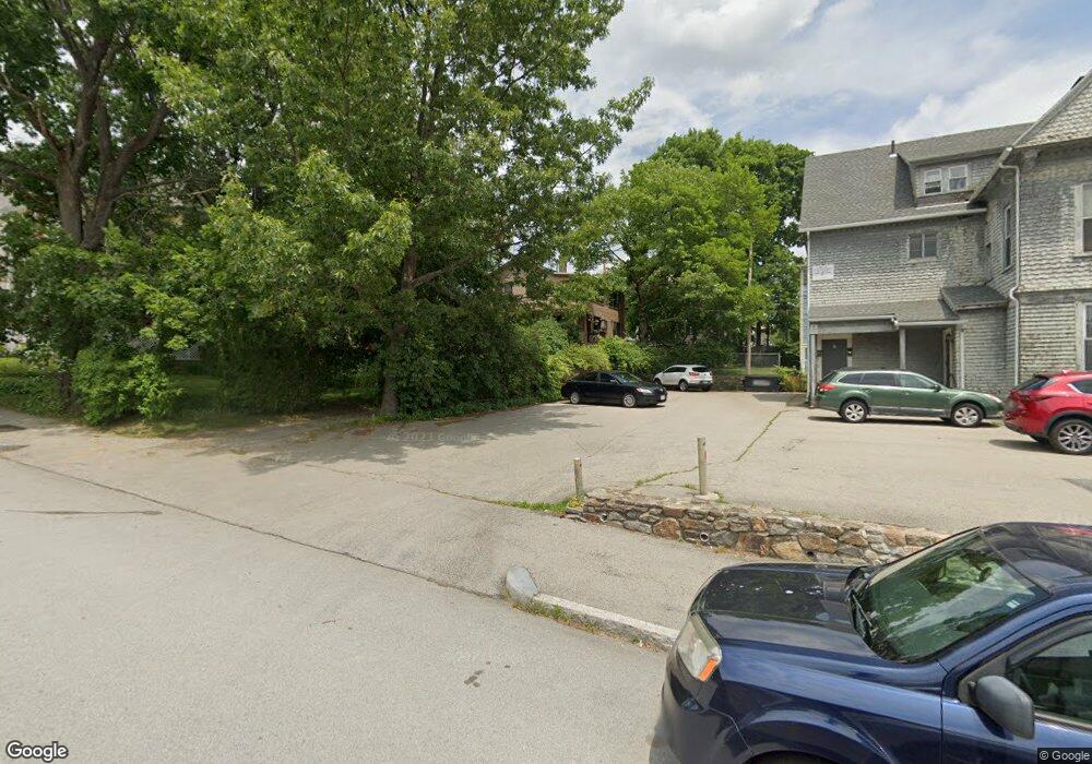 4 Loudon St, Worcester, MA 01610 - photo 1