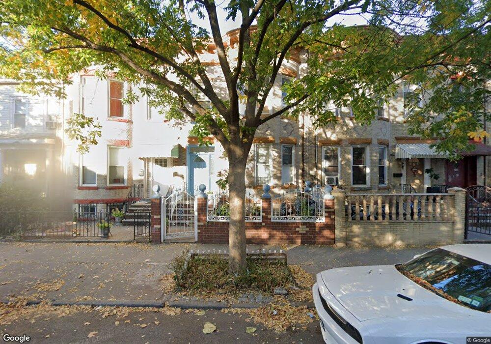 208 Barbey St, Brooklyn, NY 11207 - photo 1