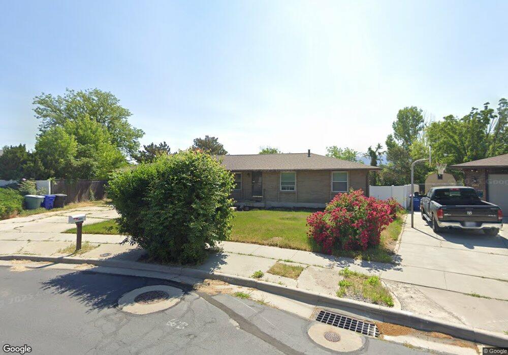 6643 S 2960 W, West Jordan, UT 84084 - photo 1