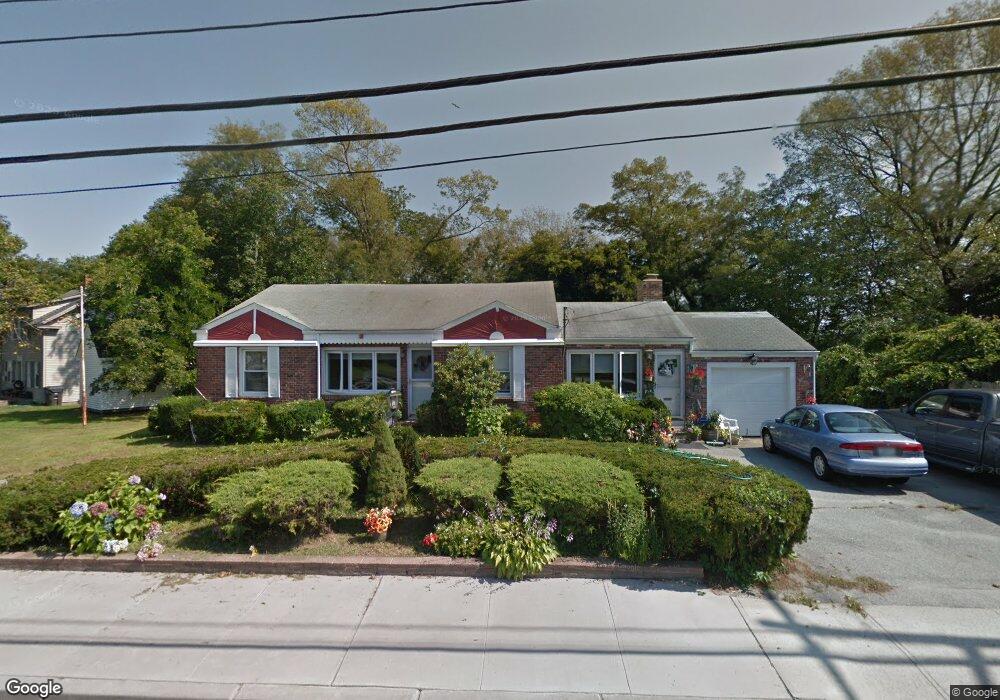 921 Providence St, West Warwick, RI 02893 - photo 1