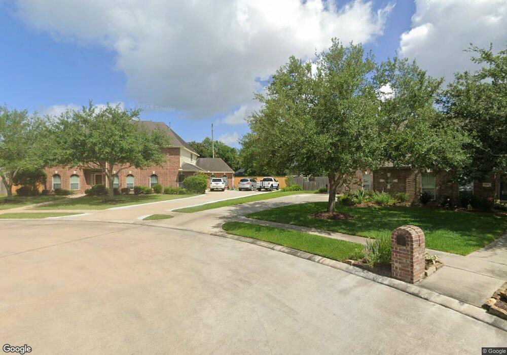 508 Falcon Lake Dr, Friendswood, TX 77546 - photo 1