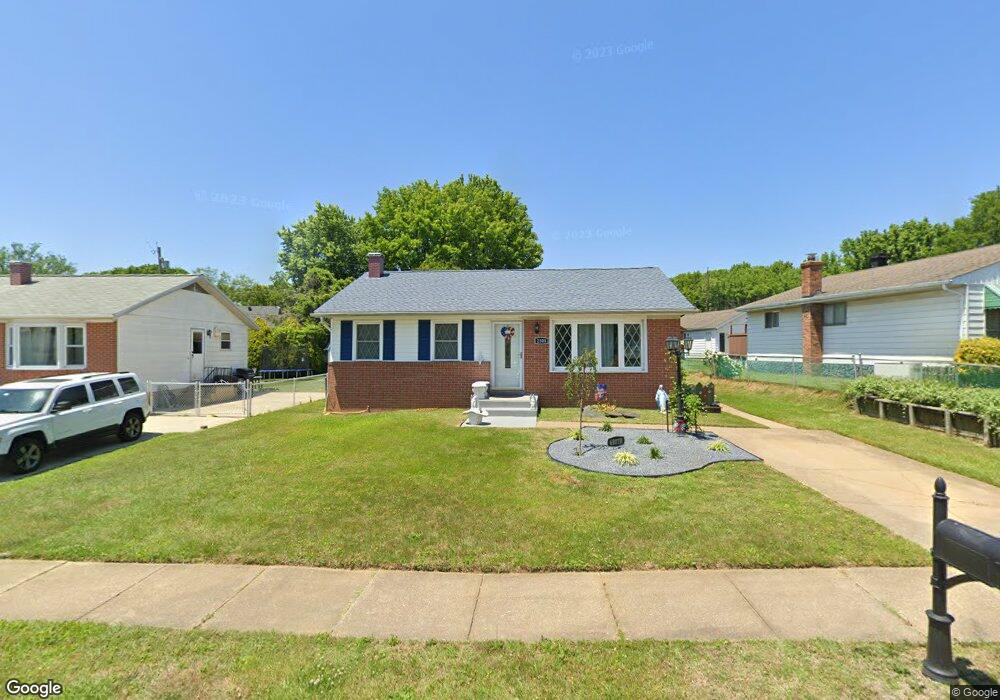 2508 Oak Manor Rd, Sparrows Point, MD 21219 - photo 1