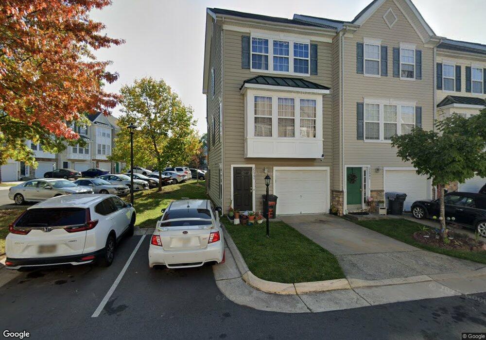 22997 Fontwell Square, Sterling, VA 20166 - photo 1