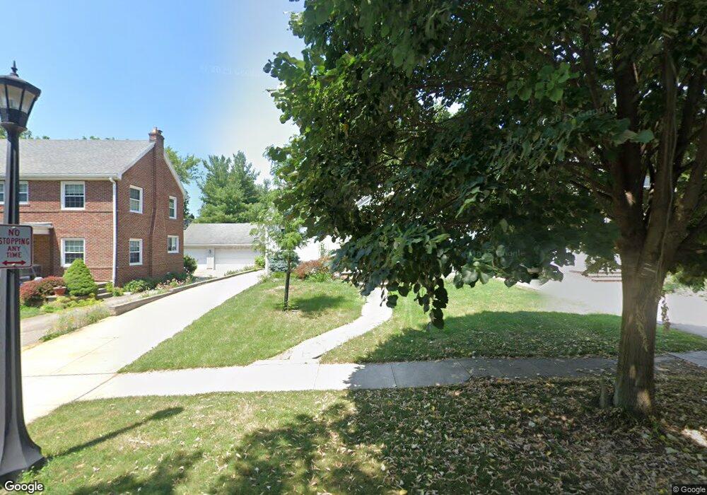 354 Fallis Rd, Columbus, OH 43214 - photo 1