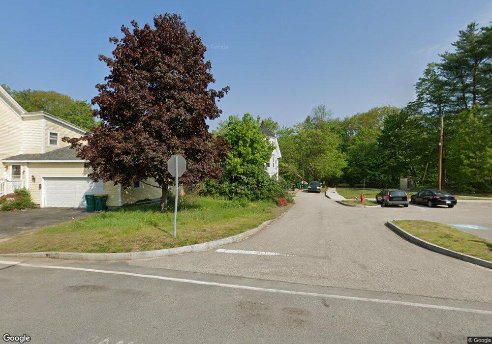 160 Autumn St unit E, Rochester, NH 03868 - photo 1