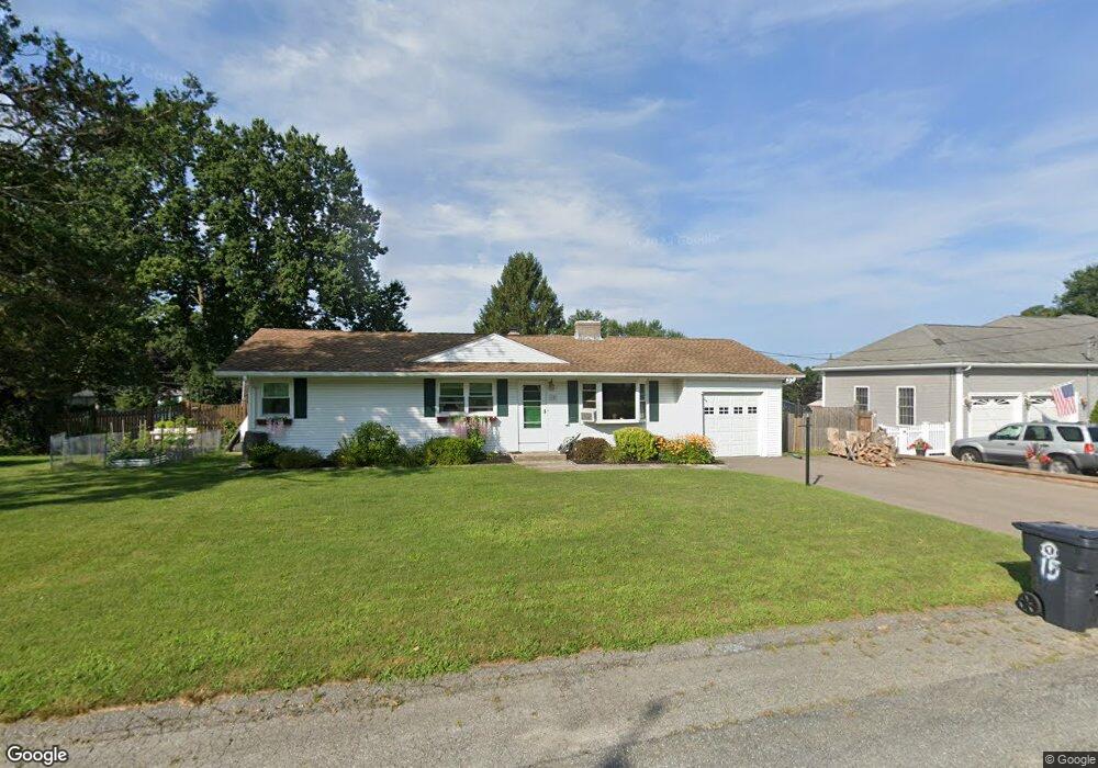 15 Roberts St, Cumberland, RI 02864 - photo 1