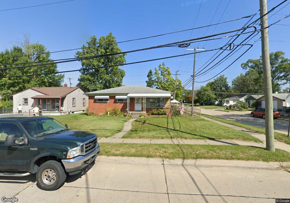 16031 Curtis St, Roseville, MI 48066 - photo 1