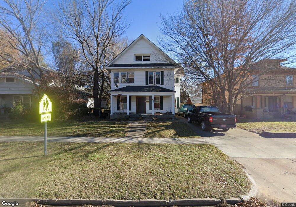 407 N Okmulgee Ave, Okmulgee, OK 74447 - photo 1