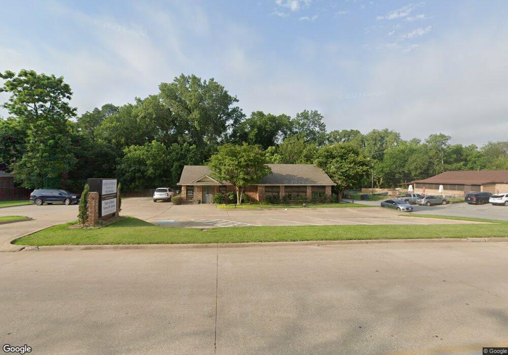 1430 W Crawford St, Denison, TX 75020 - photo 1